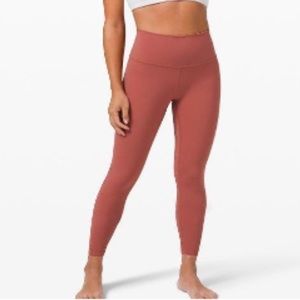 Lululemon wunder under